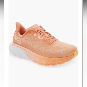 EC size 8 Arahi in sun baked / shell coral